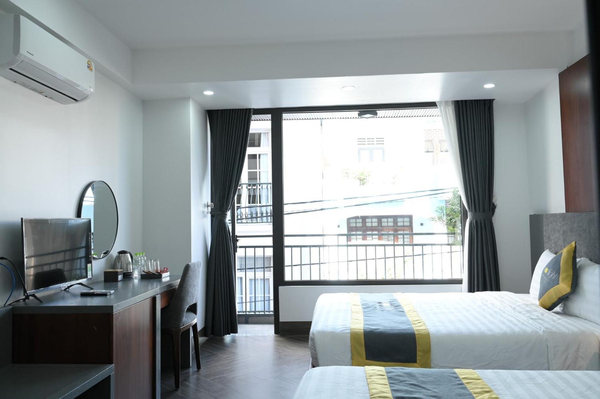 Moonlight Boutique Hotel Hue Exterior photo